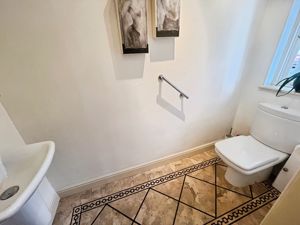 Cloakroom/Wc- click for photo gallery